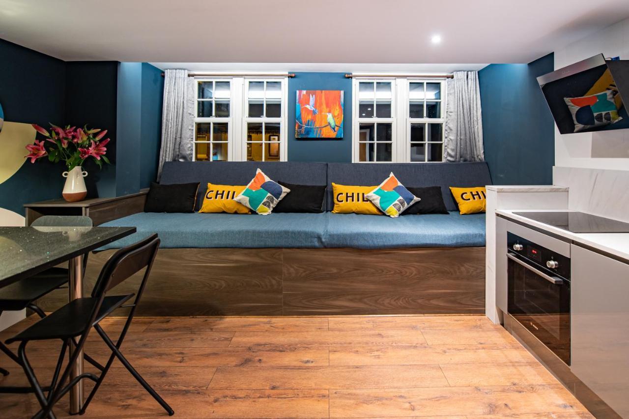 The Nest - Luxury 16 Person Apt W Jacuzzi & Parking Μπλάκπουλ Εξωτερικό φωτογραφία